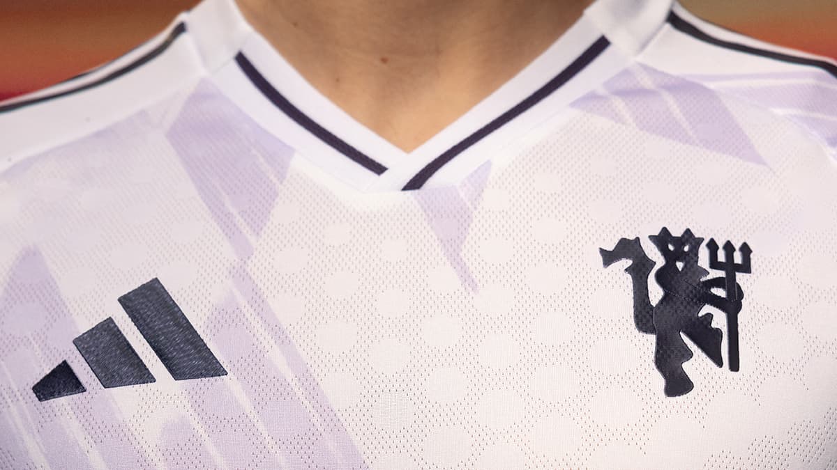 Manchester United 2025/26 Away Kit is Out - and this Will Divide Opinion