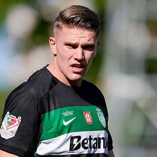 Arsenal lead chase for Gyokeres as United turn to Watkins - Paper Round