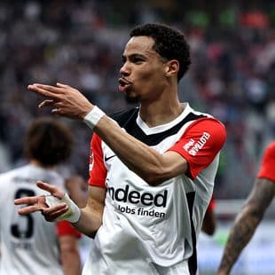 Liverpool prepare Ekitike bid as Newcastle consider Wissa move - Paper Round