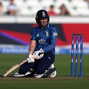 'Surprised the ball is coming' - Sciver-Brunt singles out lax England fielding in India loss