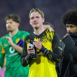 Arsenal face competition from Barca for top forward