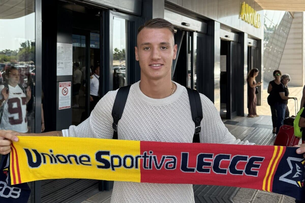 Lecce confirm arrival of 17-year-old Milan talent Camarda