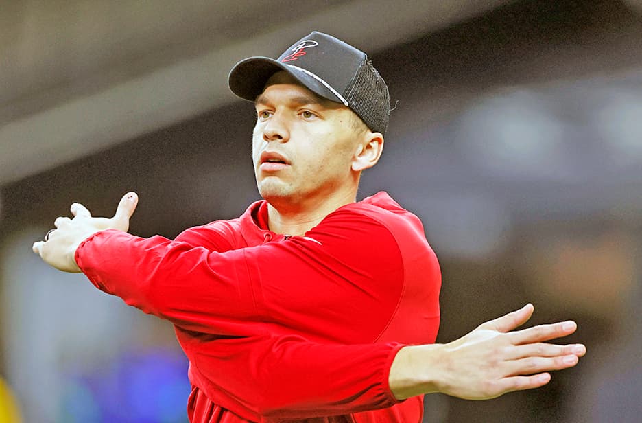 Ridder returns to Bengals as backup QB for Burrow