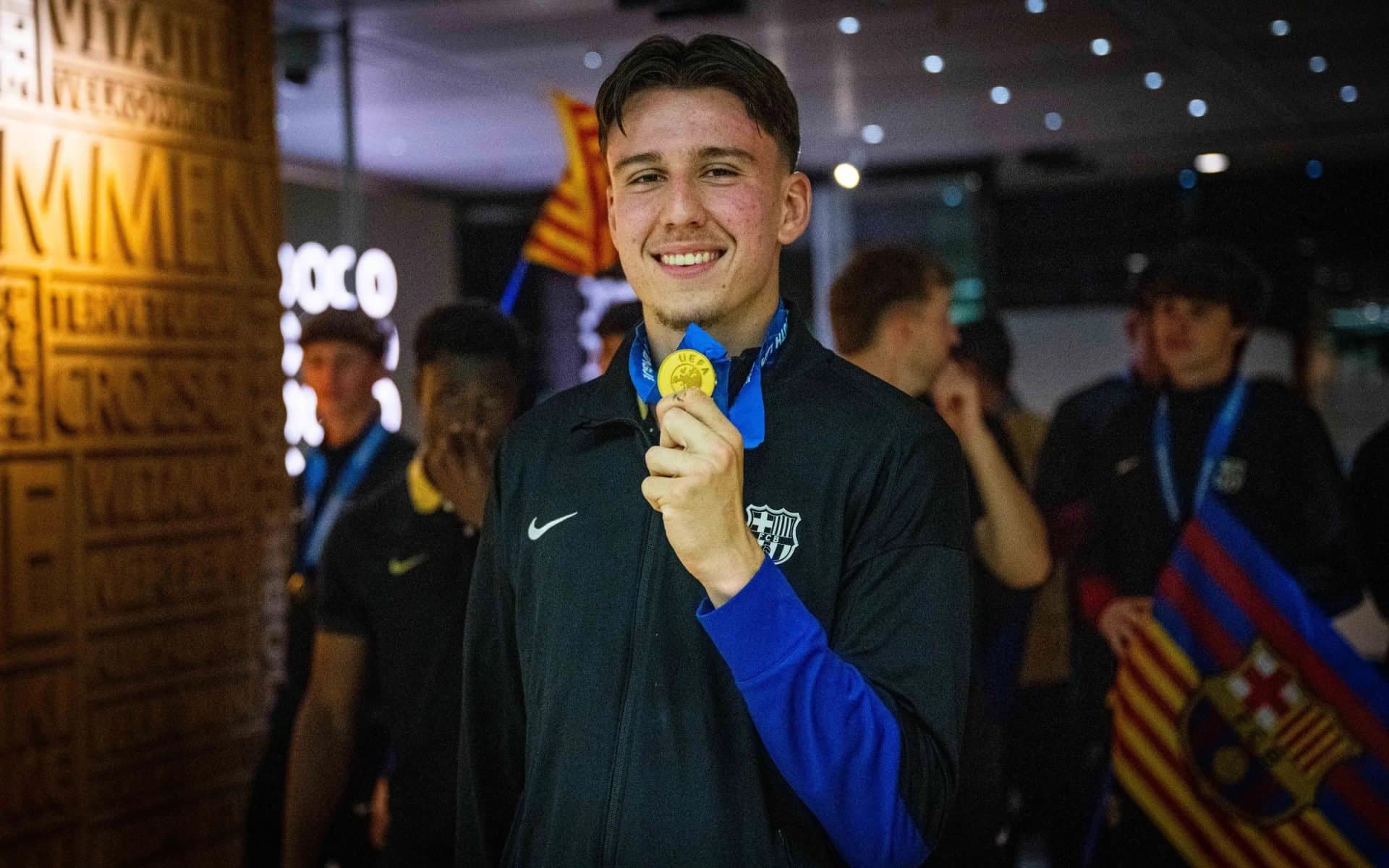 Fiorentina and Barcelona agree terms for transfer of 18-year-old defender