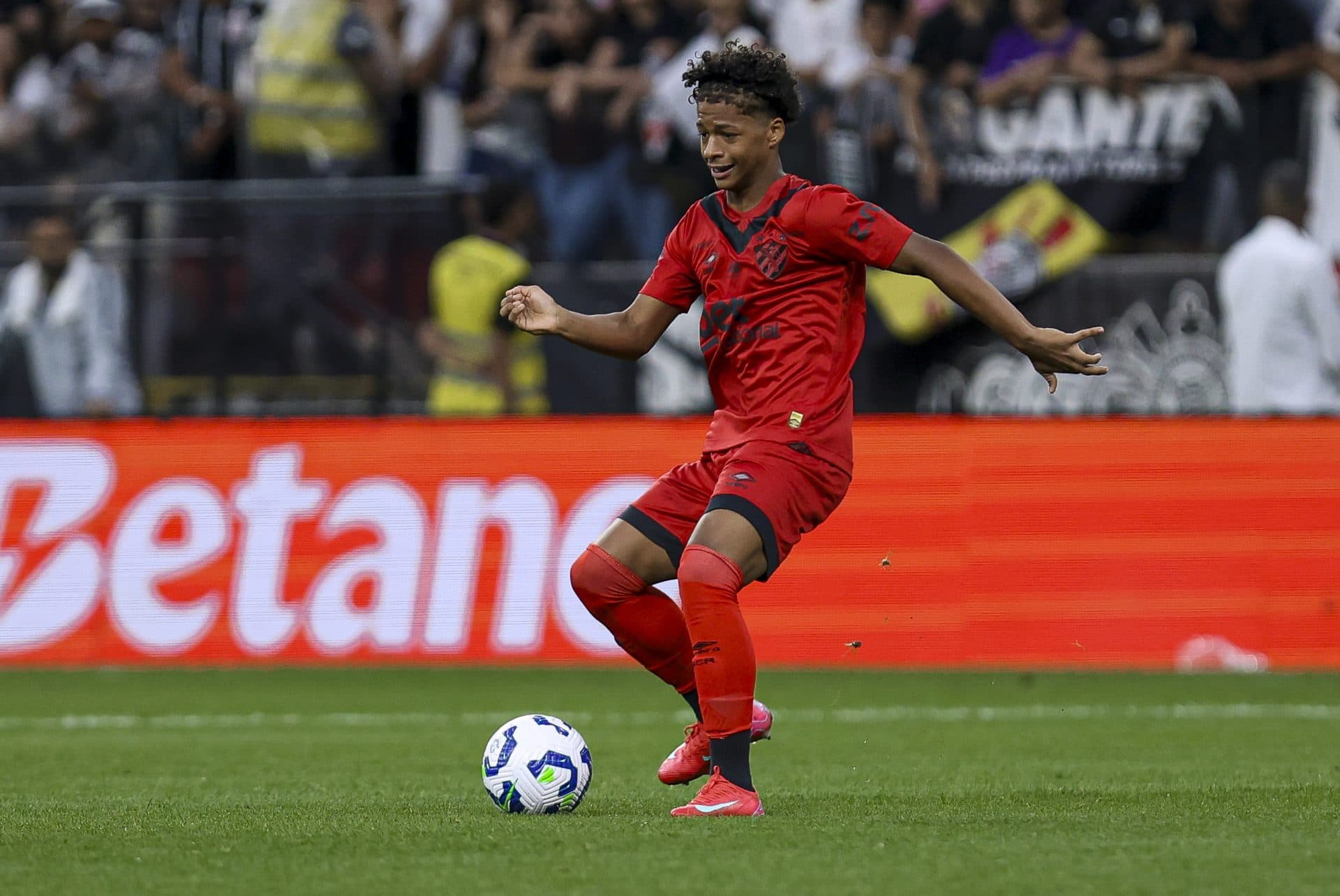 Barcelona rule out move for €15 million-rated Brazilian midfield prodigy