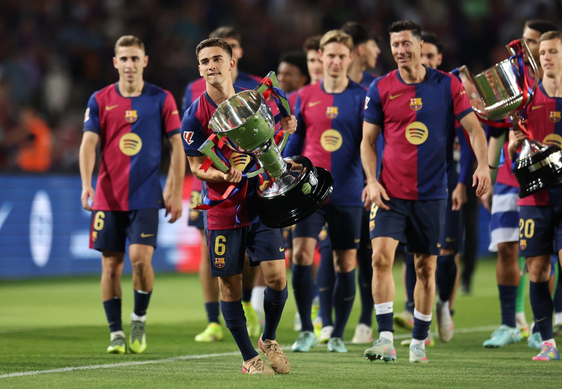 Barcelona Midfield Gem Enters Make-or-Break Season to Secure First-Team Role