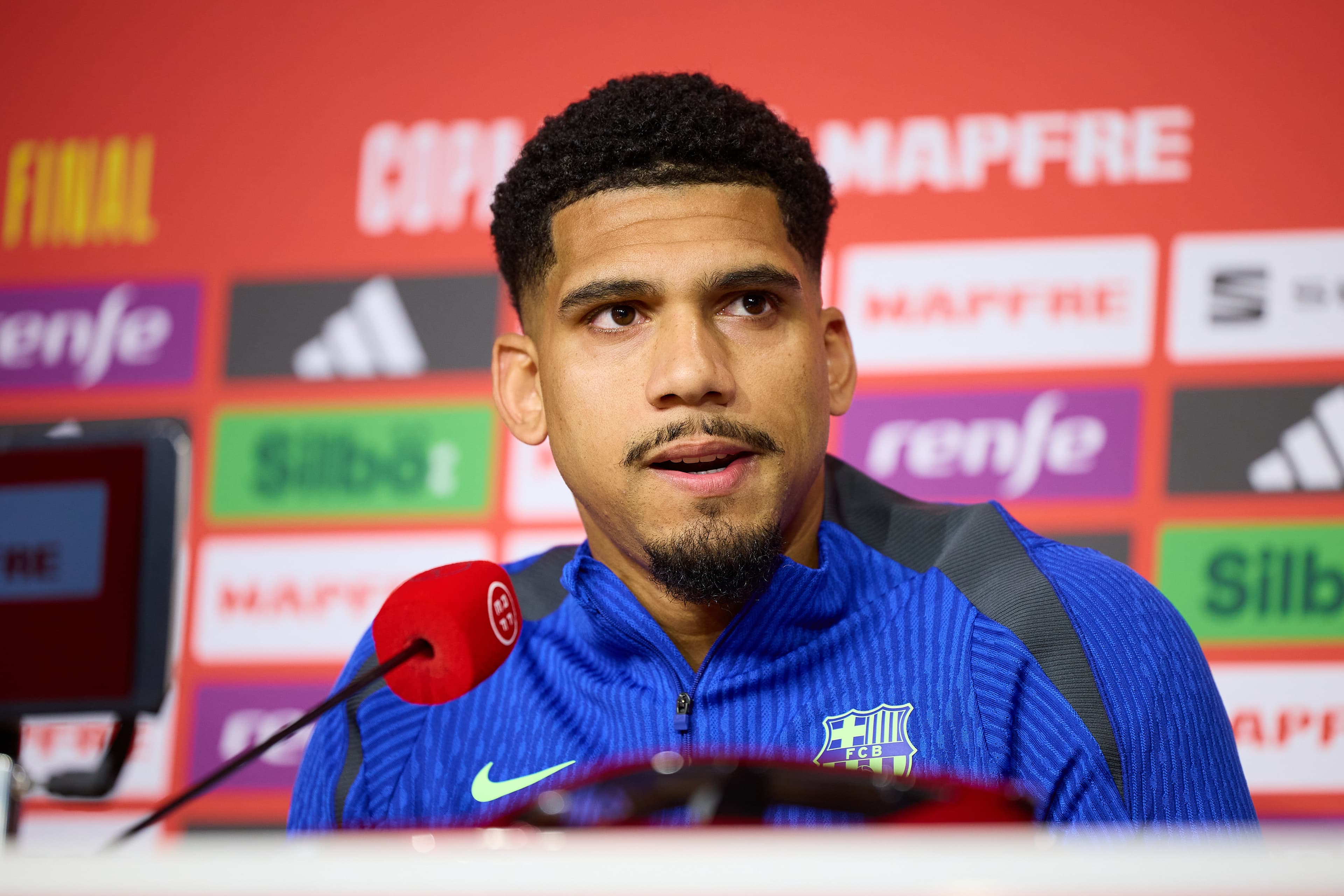 🗞️ Araujo in the shop window, Nico Williams set for a big week