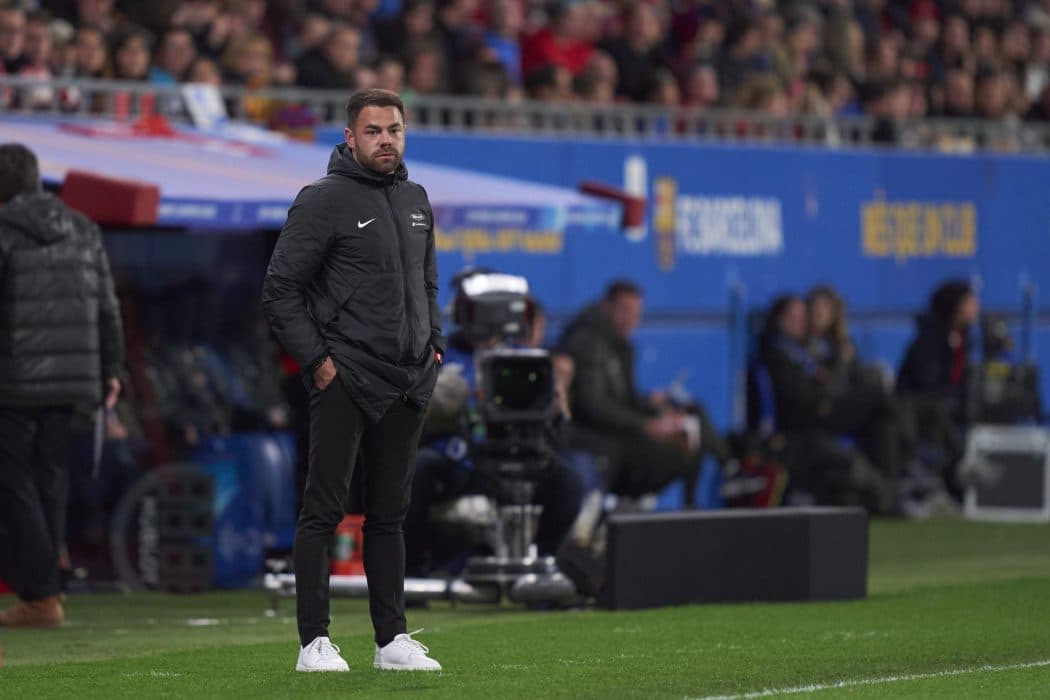 Tottenham Hotspur appoint former Manchester United assistant Ho as new boss