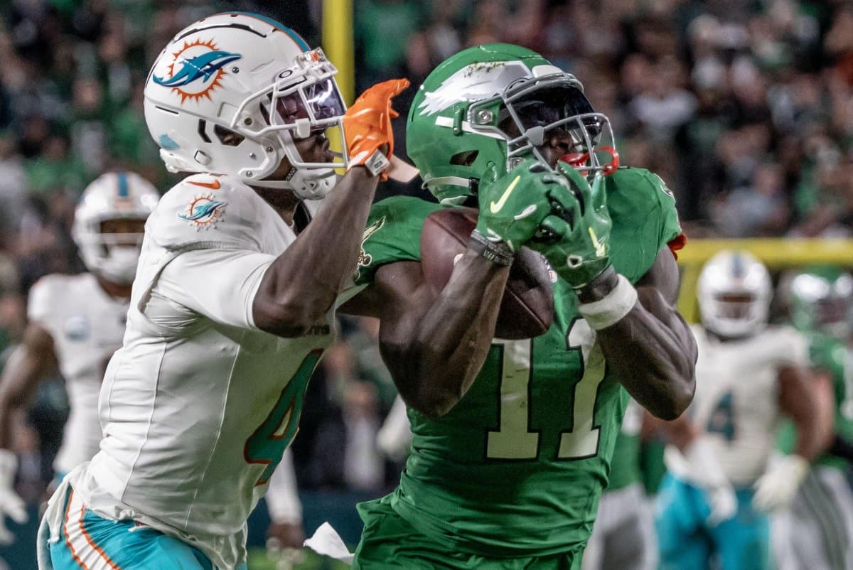 Miami Dolphins Cornerback Kader Kohou Sidelined for 2025 Season with Knee Injury