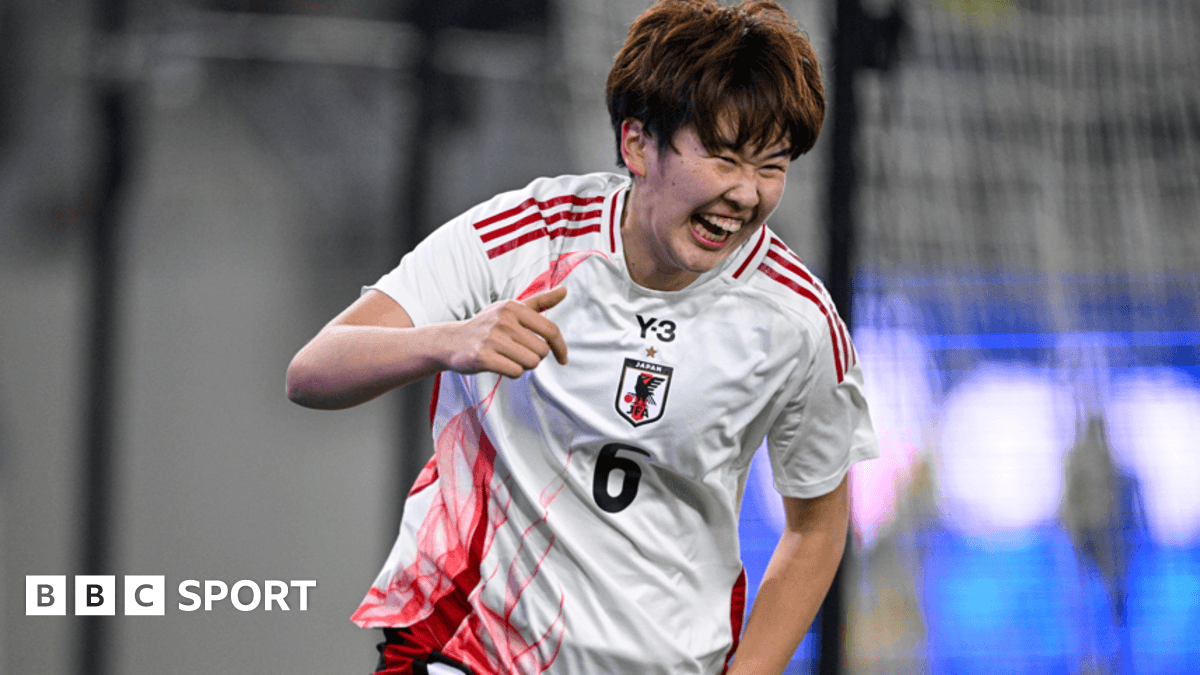 Tottenham Sign Teenage Japan Defender Koga