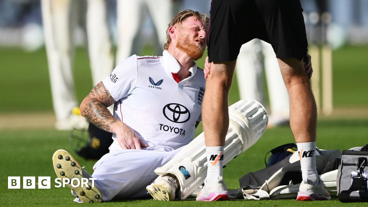 England keep 'fingers crossed' on Stokes injury
