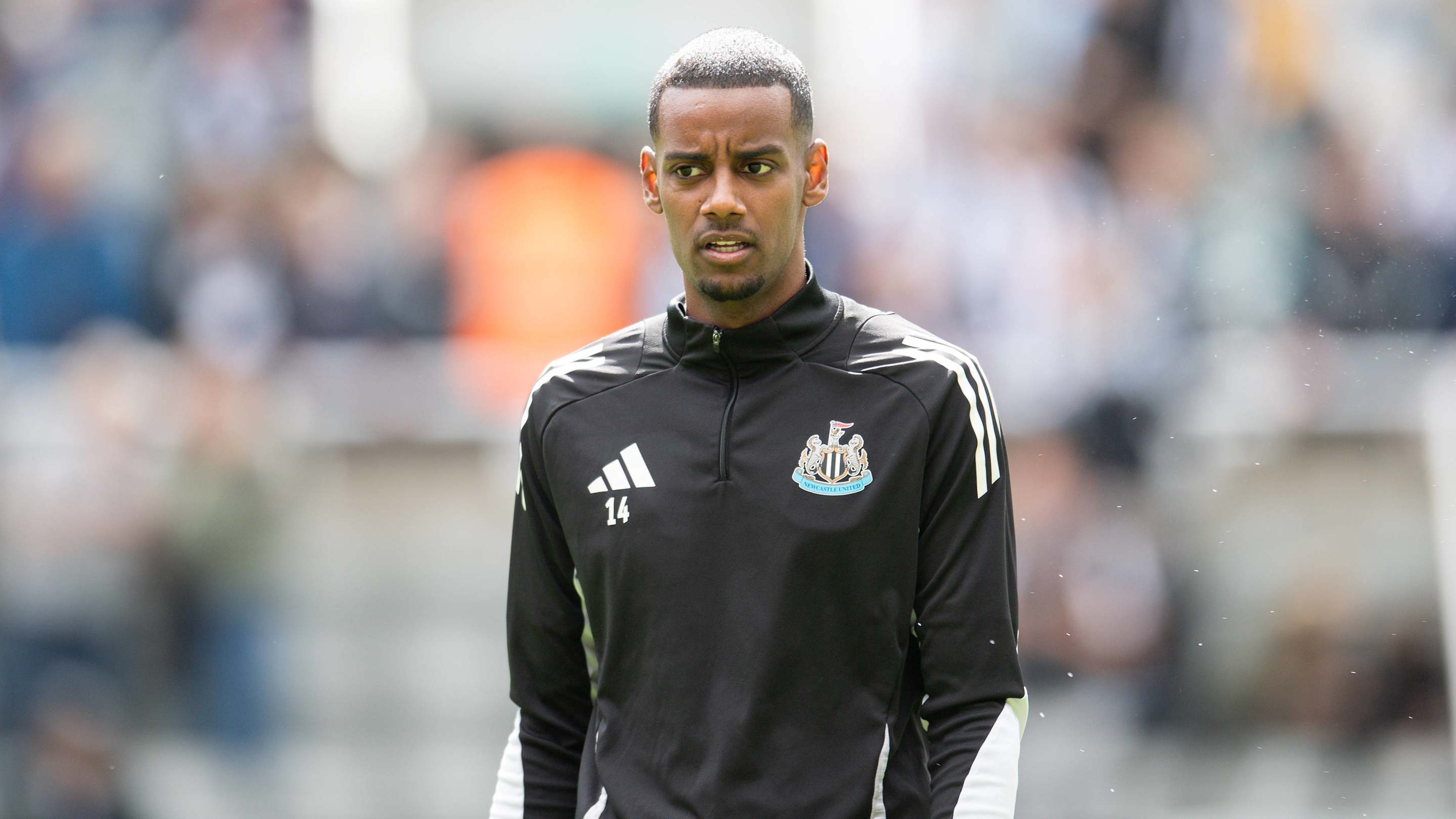 Chelsea issue ‘zero tolerance’ transfer warning after responding to Alexander Isak links