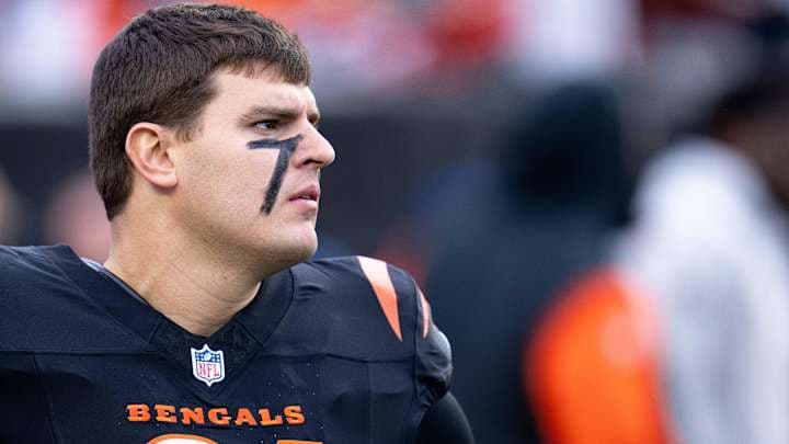 Trey Hendrickson Gave Manti Te'o Brutally Honest Take on Bengals’ Low Contract Offers