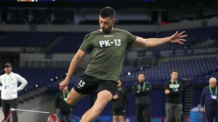 Packers Part Ways With International Kicker Alex Hale Ahead of 2024 Training Camp