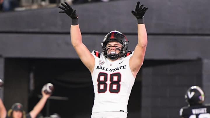 Koziol’s Comeback: Why UH’s New Tight End Could Be the Secret Weapon in 2025