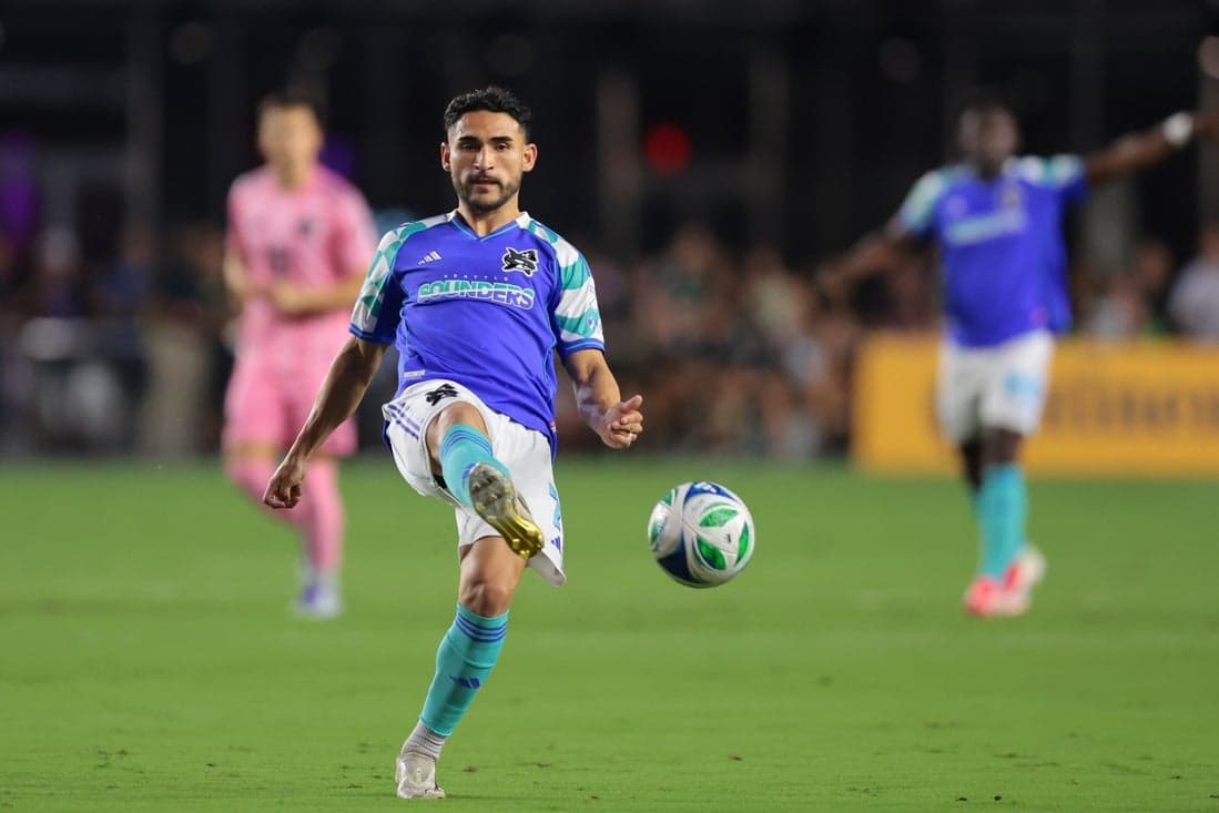 Sounders, who have hole in midfield, open vs. Rapids