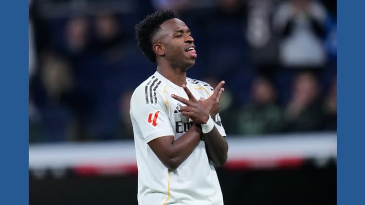 Vinícius Júnior Double Lifts Mbappé-less Real Madrid to La Liga Summit